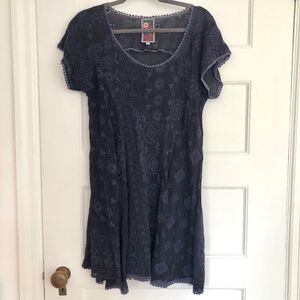 Johnny Was navy blue mini dress or tunic with eyelet embroidery M